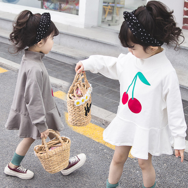 Gyermekruha két színben, rátéttel