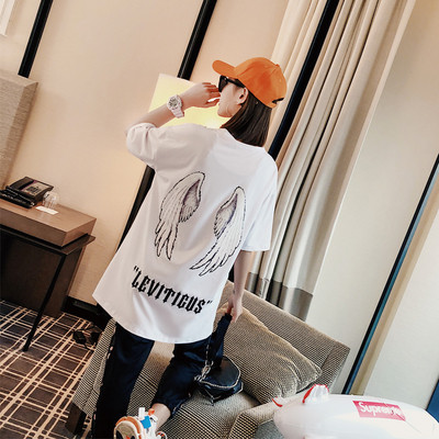 Modern női póló O-nyakú és színes rátéttel