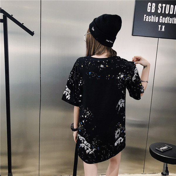 Modern női póló O-nyakú és színes rátéttel