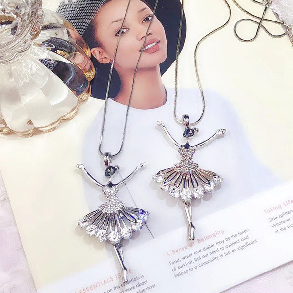 Stílusos női nyaklánc díszkövekkel, két színben