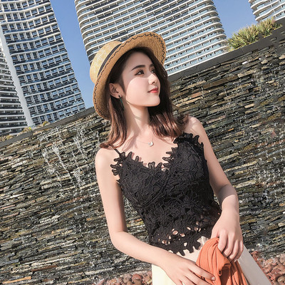 Top de damă elegant din dantelă alb-negru