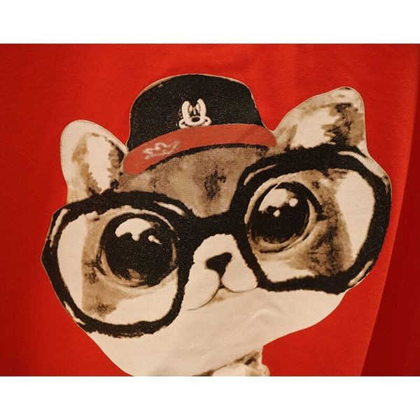 Καθημερινό  γυναικείο t-shirt με πολύχρωμη εφαρμογή σε διάφορα χρώματα