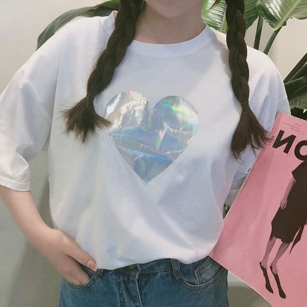 Lezser női póló szíves rátéttel, két színben