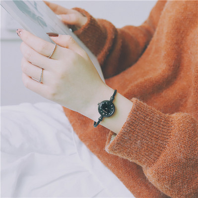 Γυναικείο καθημερινό ρολόι με λεπτό λουρί σε πέντε χρώματα