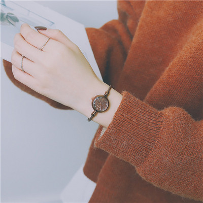 Γυναικείο καθημερινό ρολόι με λεπτό λουρί σε πέντε χρώματα
