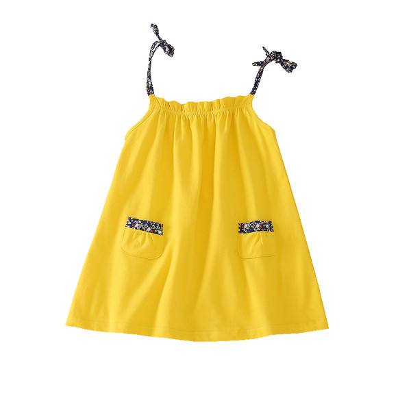 Alkalmi gyerekruha pántokkal és zsebbel sárga színben
