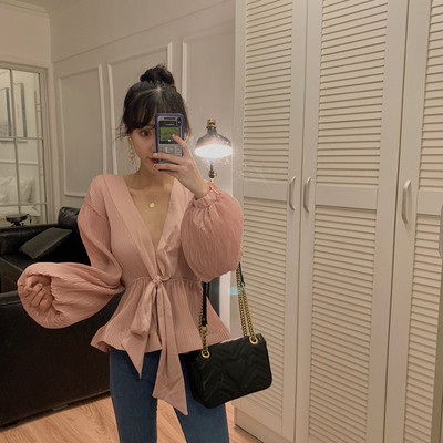 Bluză de damă modernă cu mâneci largi și decolteu în V în mai multe culori