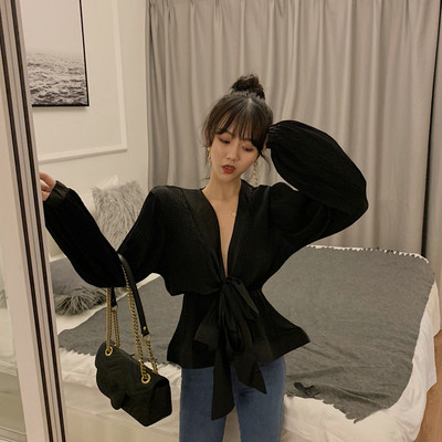 Bluză de damă modernă cu mâneci largi și decolteu în V în mai multe culori