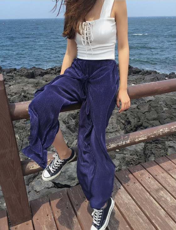 Aktuális női felső, széles pántokkal és megkötőkkel, fehér és fekete színben