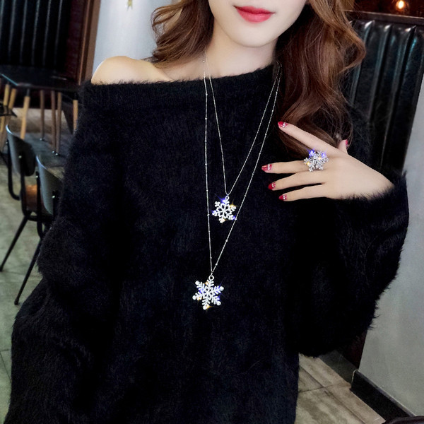 Γυναικείο κολιέ με ασήμι χρώμα με μενταγιόν