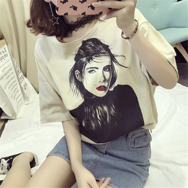 Tricou de damă elegant cu aplicație colorată și element de dantelă în mai multe culori