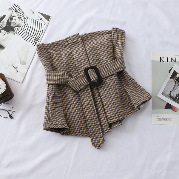 Modern női melltartó övvel több színben