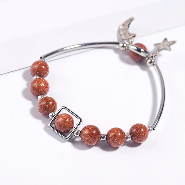 Női mindennapi karkötő gyöngyökkel és medálokkal, két színben