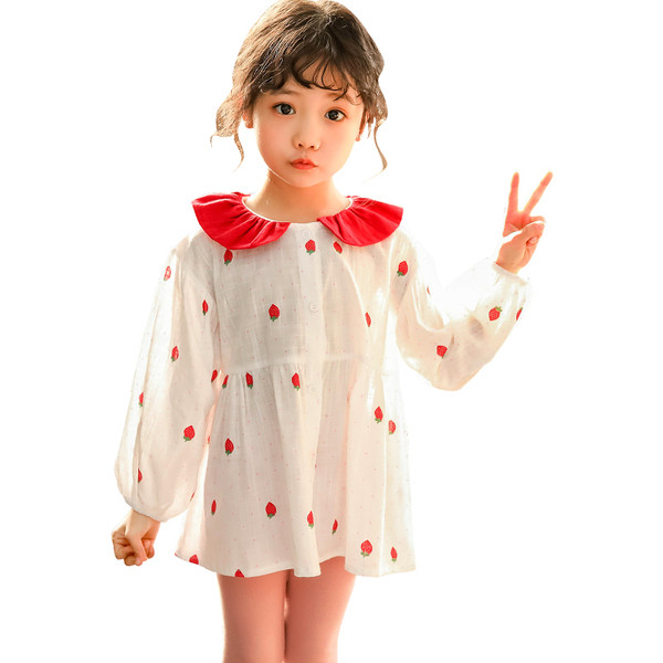 Tavaszi gyerekruha fehér színben, hímzéssel