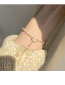 Дамска модерна гривна с декоративни камъни и перли