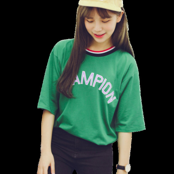 Καθημερινή γυναικεία μπλούζα σε πράσινο και λευκό χρώμα