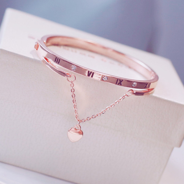 Női mindennapi karkötő kövekkel és medállal - két színben