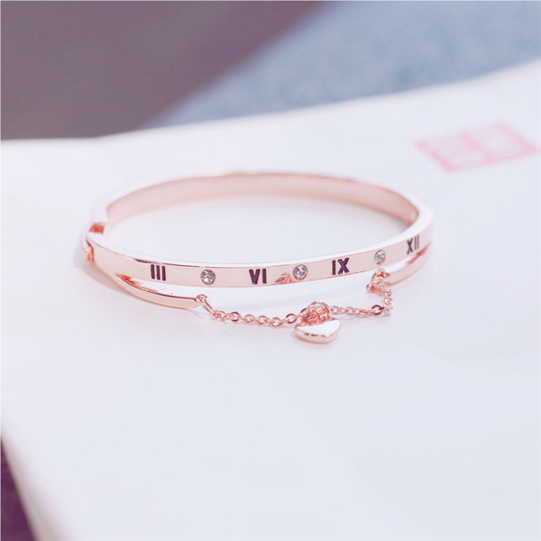 Női mindennapi karkötő kövekkel és medállal - két színben