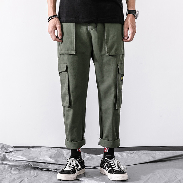 Pantaloni casual barbatesti cu buzunare in patru culori