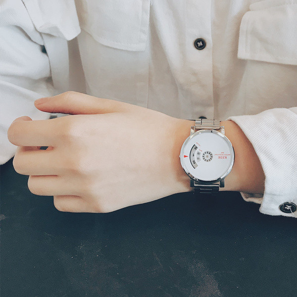 Ceas elegant pentru bărbați în alb-negru