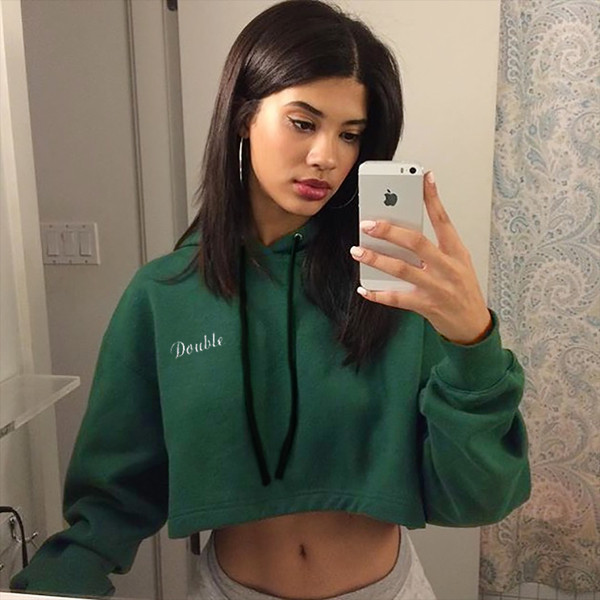 Καθημερινό γυναικείο φούτερ σε πράσινο χρώμα με επιγραφή