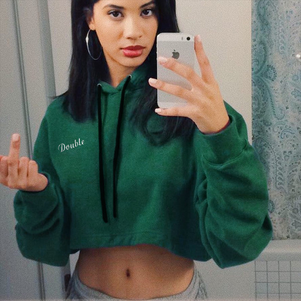 Καθημερινό γυναικείο φούτερ σε πράσινο χρώμα με επιγραφή