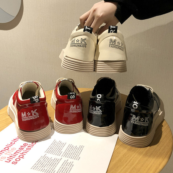 Καθημερινά γυναικεία αθλητικά παπούτσια σε τρία χρώματα