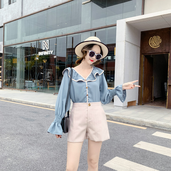 Stílusos női rövidnadrág magas derékkal, fekete és rózsaszín színben