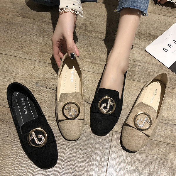 Aktuális női mokaszinok öko velúrból, két színben