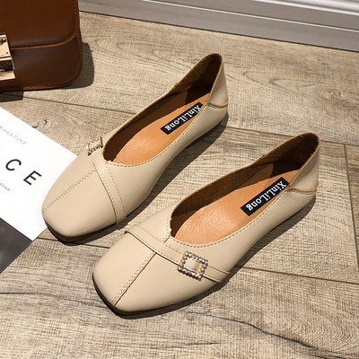 Γυναικεία παπούτσια από οικολογικό δέρμα σε δύο χρώματα