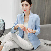 Stílusos női kabát fekete és kék színben