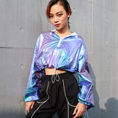 Modern női pulóver rövid modell kapucnival