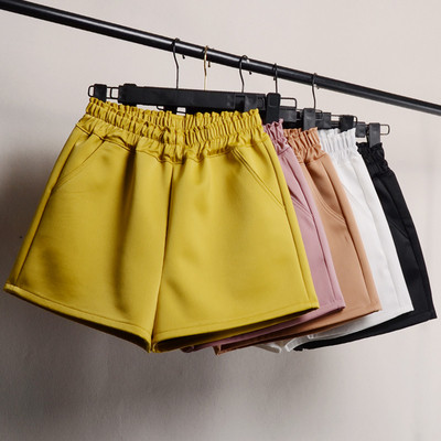 Ежедневни дамски къси панталони с джобове в няколко цвята 
