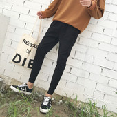 Pantaloni la modă pentru bărbați în negru