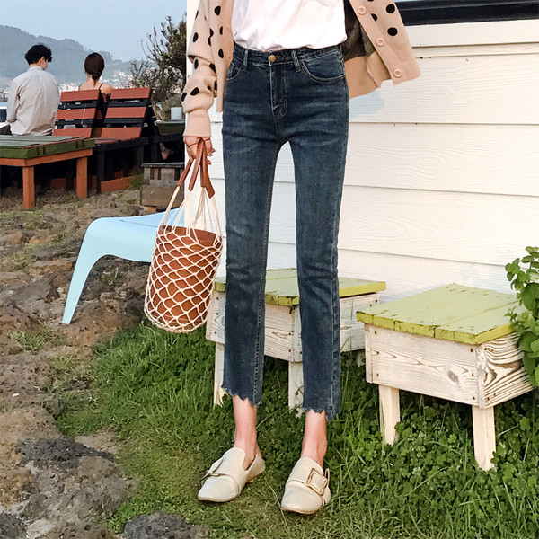 Elegáns női farmer magas derékkal, két színben