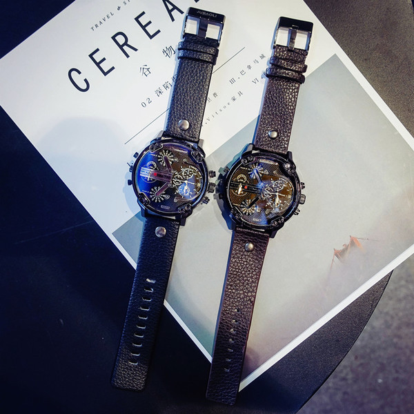 Férfi napi karóra négy színben