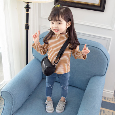 Modern gyerekblúz lányoknak három színben