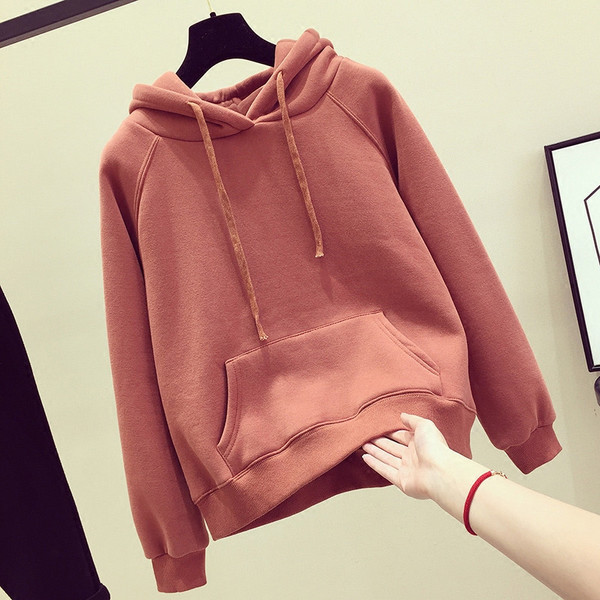 Γυναικείο φούτερ με κουκούλα και τσέπη σε τρία χρώματα