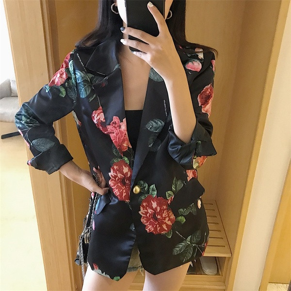 Stílusos női kabát virágmotívummal, két színben