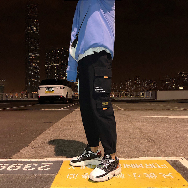 Zsebes férfi nadrág három színben felirattal