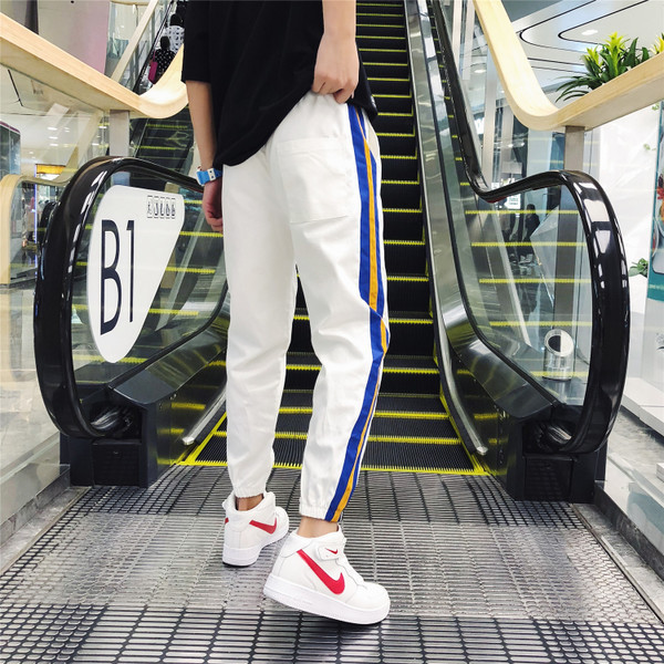 Мъжки спортен панталон в няколко цвята с цветен кант