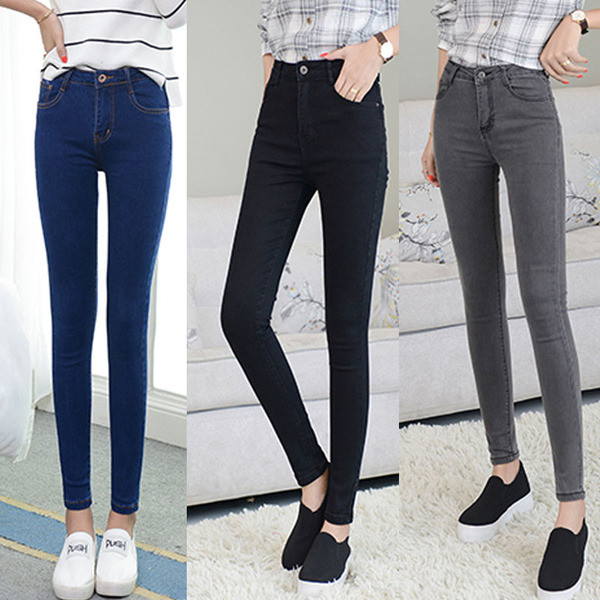 Stílusos női farmer Karcsú modell és magas derék, több színben