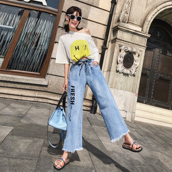 Model nou blugi dama model lat cu inscriptie