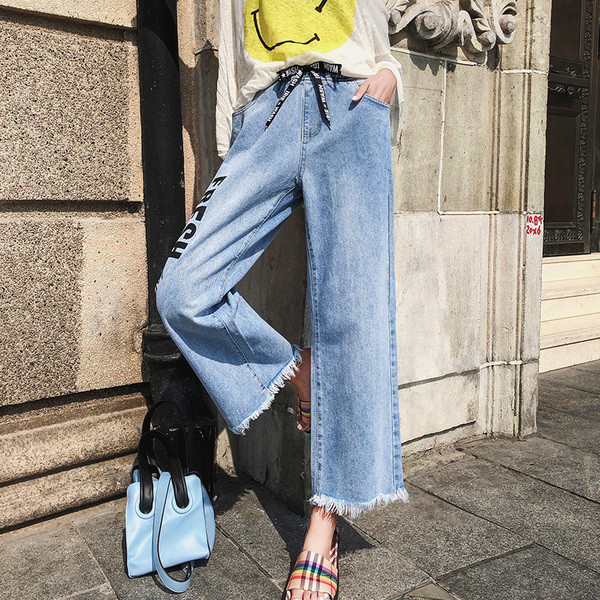 Model nou blugi dama model lat cu inscriptie