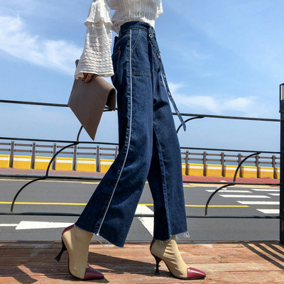 Κομψά γυναικεία τζην με ψηλή μέση και λευκή δαντέλα