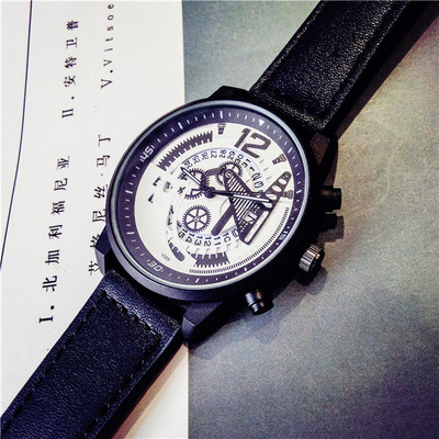 Vízálló férfi karóra műbőr szíjjal