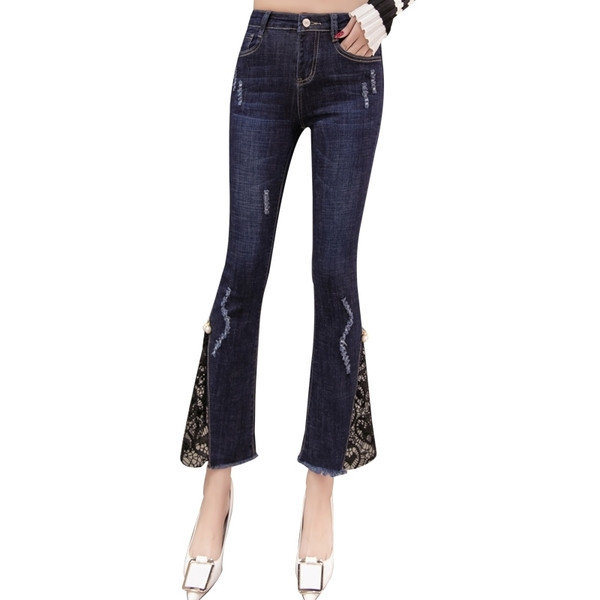 Κομψά γυναικεία τζιν με ψηλή μέση και δαντέλα
