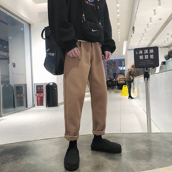 Ανδρικά casual παντελόνια σε δύο χρώματα με τσέπες