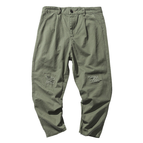 Naprakész férfi nadrág szakadt motívumokkal, négy színben