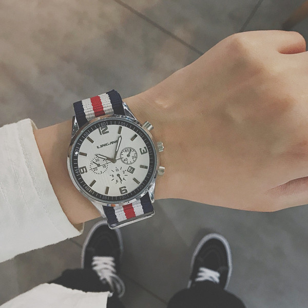 Curea ceas de zi cu zi pentru bărbați - patru culori